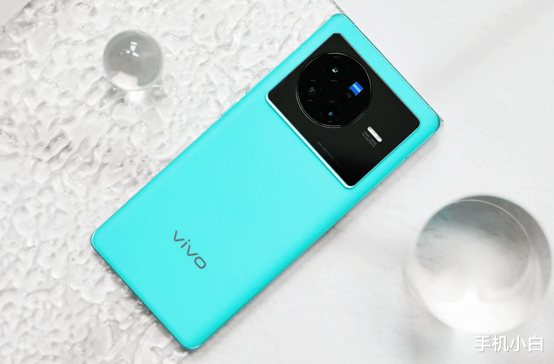 |LCD屏幕寿命更长,为什么现在的手机都选择OLED屏?原因太现实了