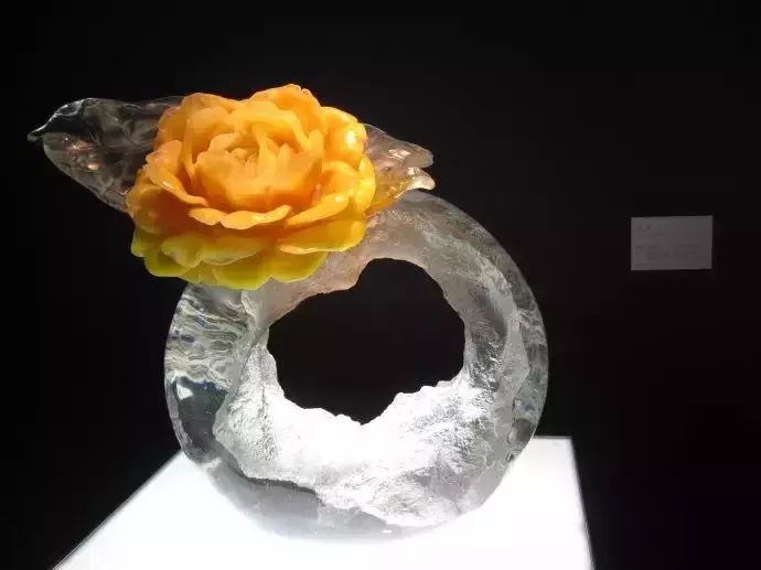 杨惠姗|她是林青霞的对手，两届金马影后，败光了亿万资产，却玩起了玻璃