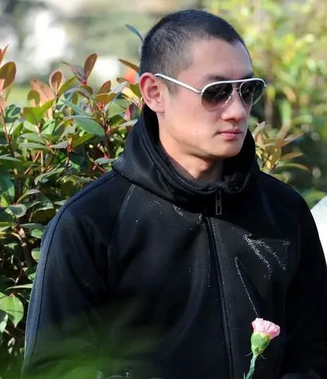 王烁|泡女星、拼资产、掀车战，曾经张狂的京城四少，11年后纷纷现原形