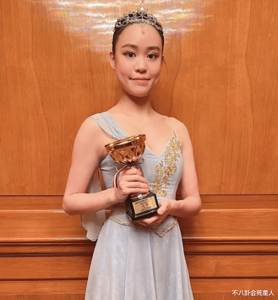 刘銮雄|父亲“嫌弃”儿女、儿女“状告”父亲，这些明星父子关系，太怪了