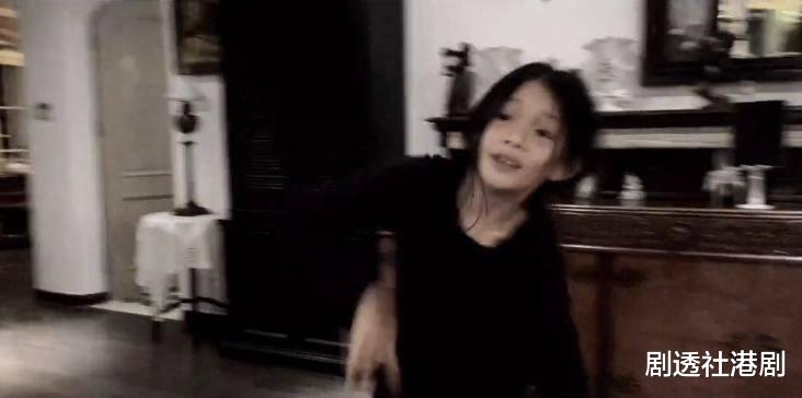 罗嘉良|罗嘉良9岁女儿近照曝光！脸形似爸爸，皮肤白皙，骑马场显英姿