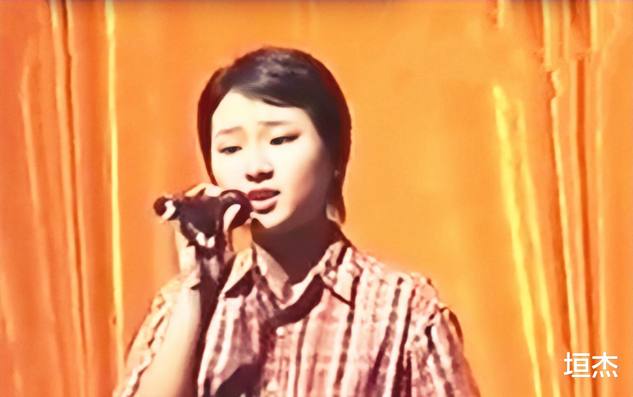 周笔畅|17年后再看周笔畅,从爆红到跌落低谷,她是如何翻身的?