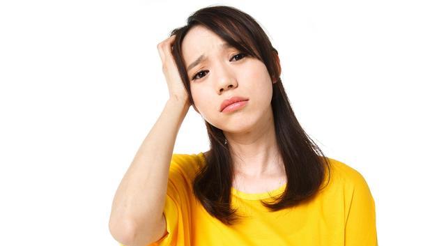 父亲欠女儿28万不还,女儿讨要多年后,竟将父亲告上法庭索要42万