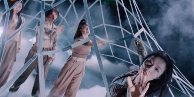 刘恋|刘恋小组意难平，高难度舞台堪称艺术品，人气却成为绊脚石