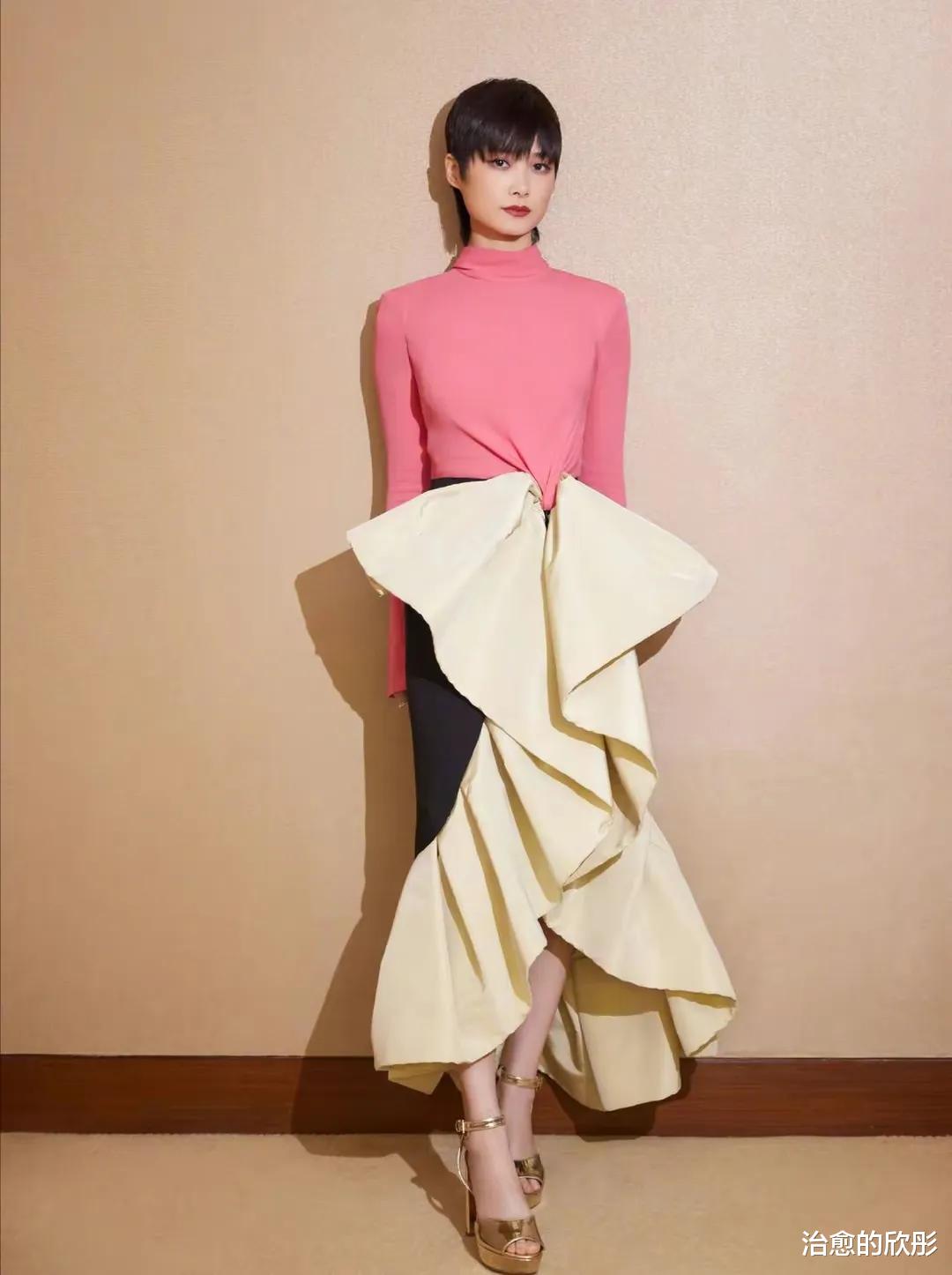 李宇春|终于知道中国女歌王李宇春，为什么到一把年纪还嫁不出去了