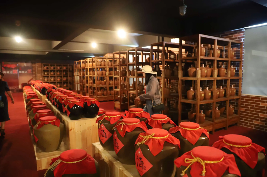 南方3大“倒霉酒”,昔日火遍大江南北,如今却常坐“冷板凳”