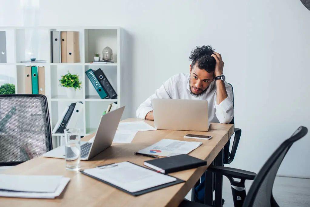 教师|离职跳槽9个月后，前老板打电话约我吃饭，结果却是有求于我