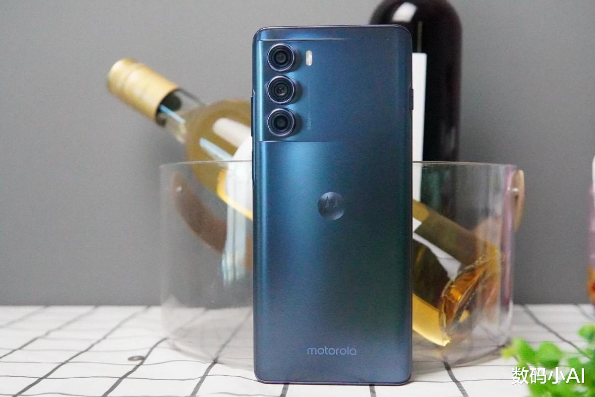 摩托罗拉|摩托罗拉edgeS30降价,12GB+骁龙888P仅售2399元