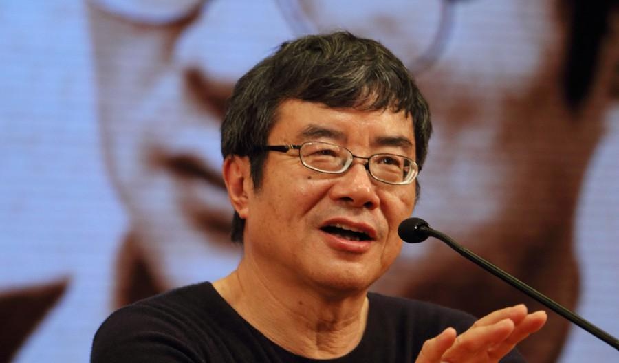 案例:公公穿紧身衣做家务,儿媳表达不满遭丈夫无视:忍着点老人