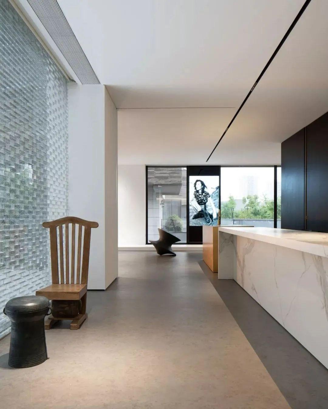 超模刘雯在浙江的家火了:依山傍水,装修和本人一样有气质