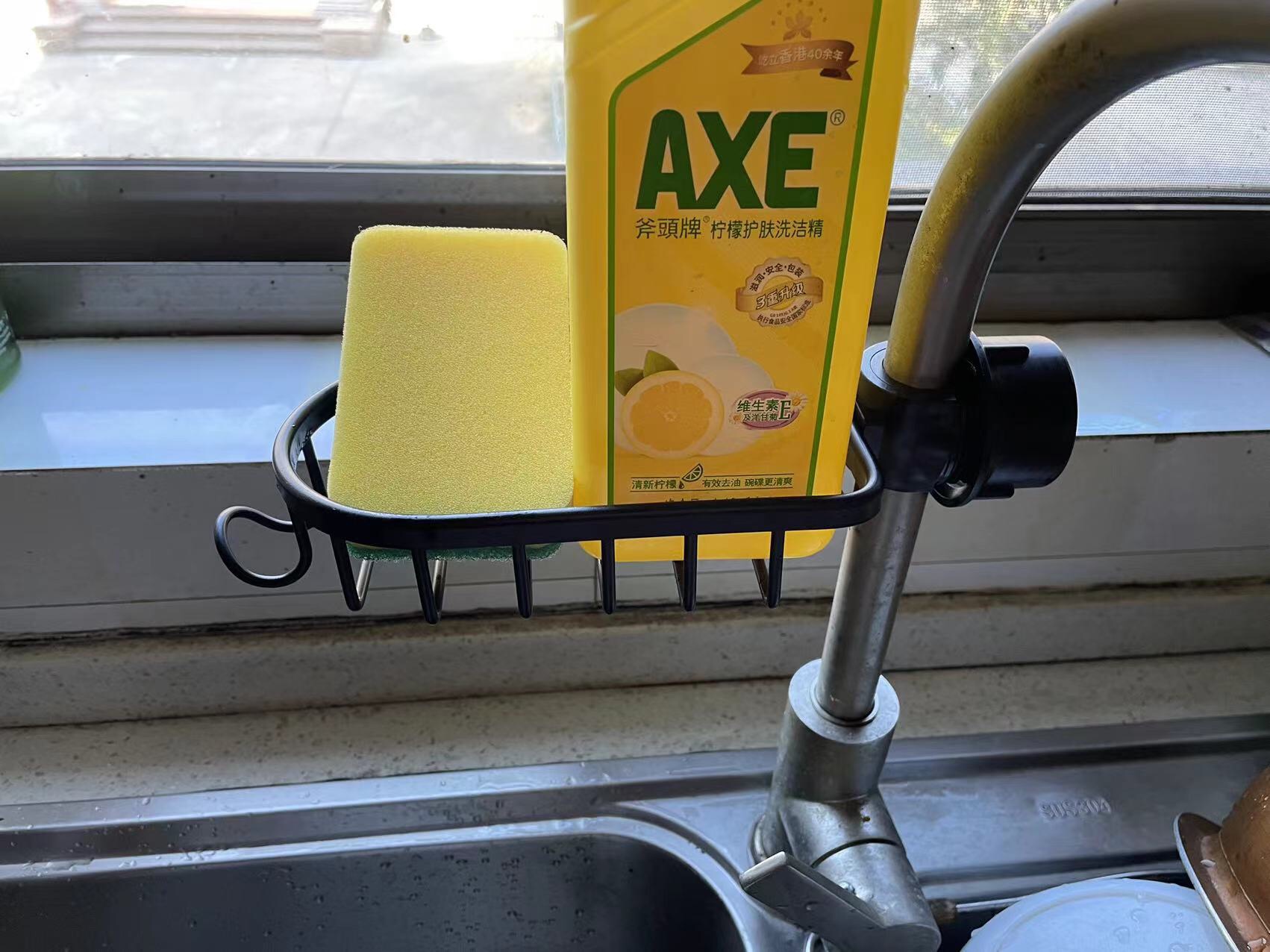 我妈第一次来我家直接惊呆,吐槽:原来你的钱都是这样花光的!