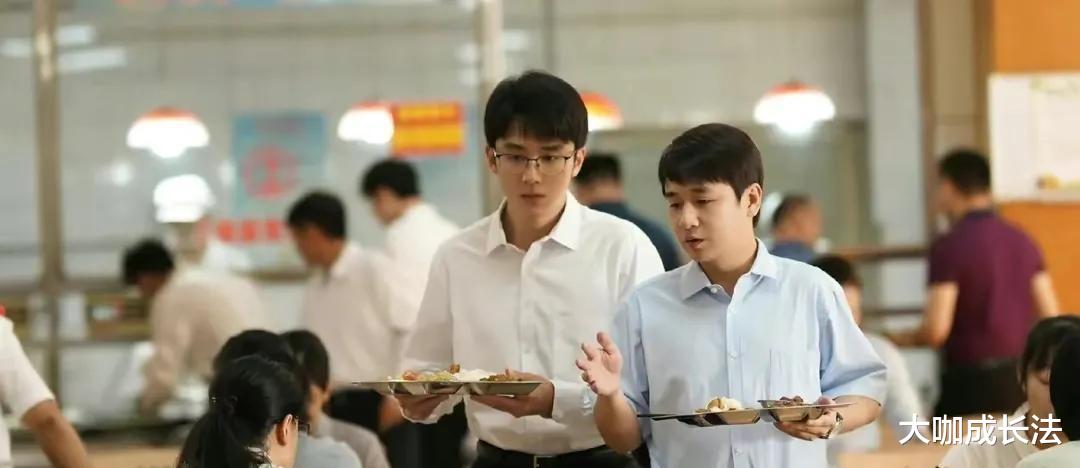 吴越|明星云集在《县委大院》当领导,谁更有范?我个人最喜欢吴越