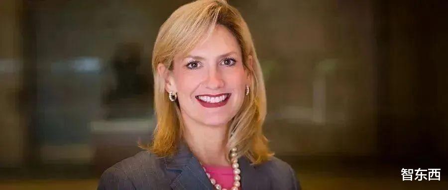 hr|苹果管理层重要调整!罕见外部招聘高管,首次增加CPO职位