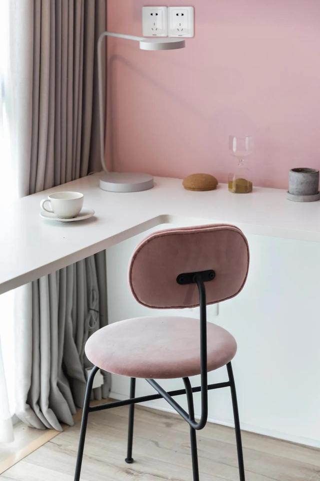 参观了她家才发现,原来粉色也能如此高级,让人一眼就爱上!