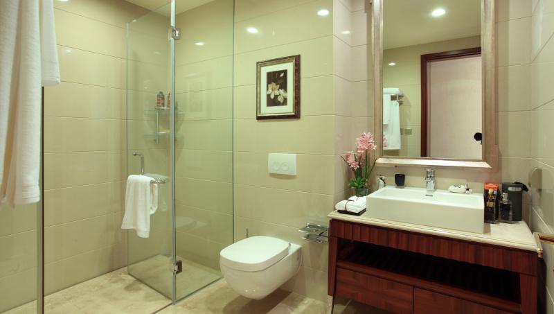 卫生间没窗户,臭味久不散?学学日本人的做法,太佩服了!