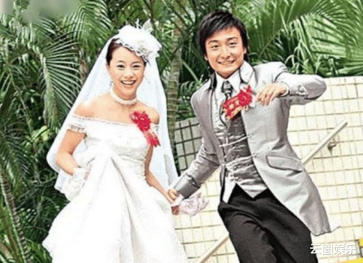 方力申|方力申被曝恋上小15岁港姐，女方身材出众，遭网友逼问后关闭评论