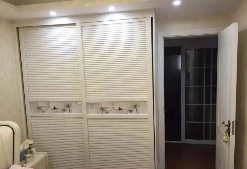 儿媳坚持在城里买房,花光了我的积蓄,新房巴掌大,厨房下不去脚