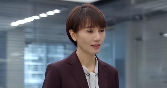 顾念|《玫瑰之战》：李大为容不下顾念，顾念的应对之法，才是职场铁律