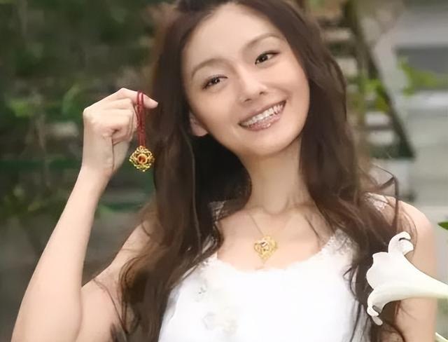 豪门|表面上是有钱人,实际全是伪豪门,这五个男人骗的女明星好惨