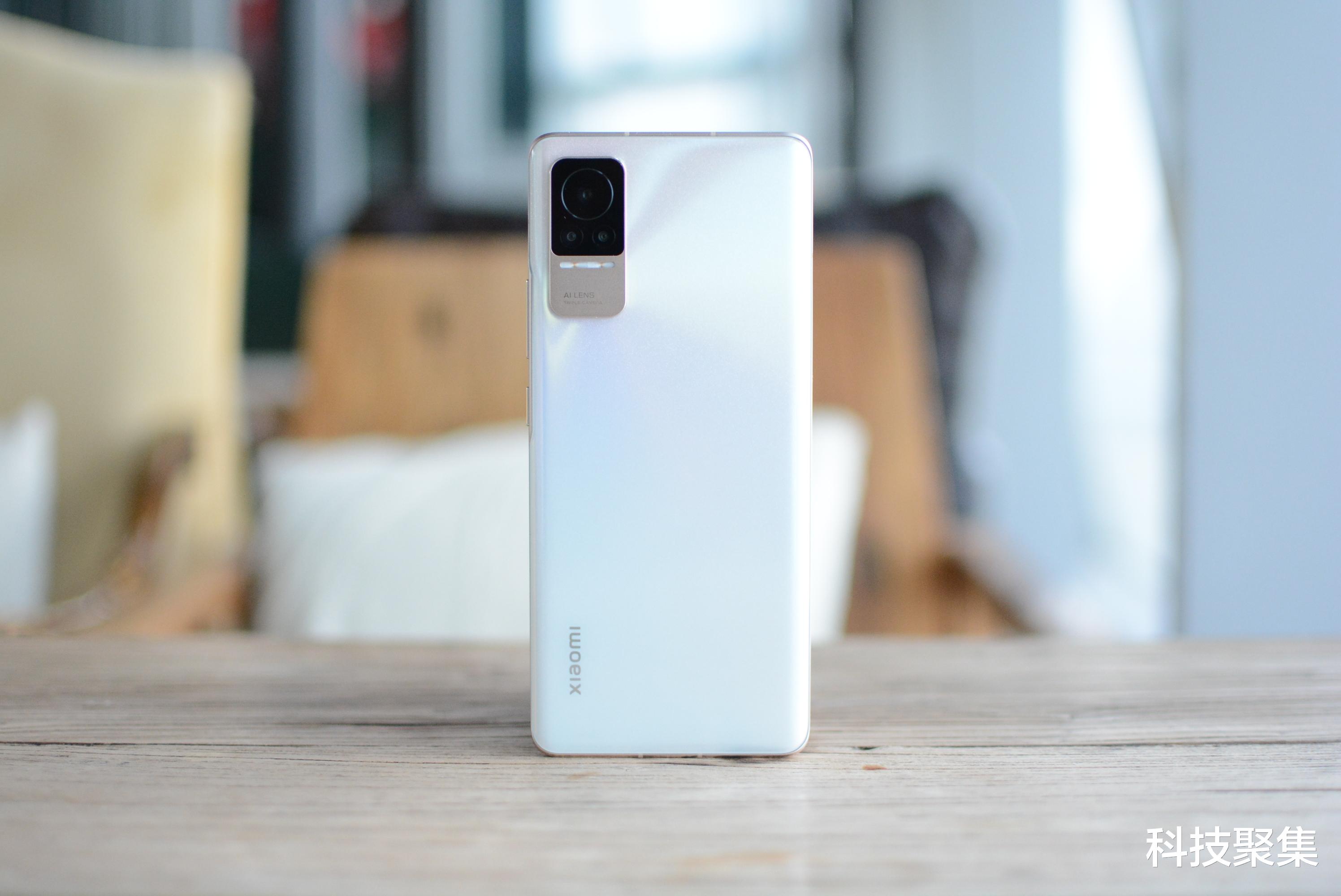 小米科技|最好看的小米手机是否名副其实？全面剖析小米Civi 1S真实力！