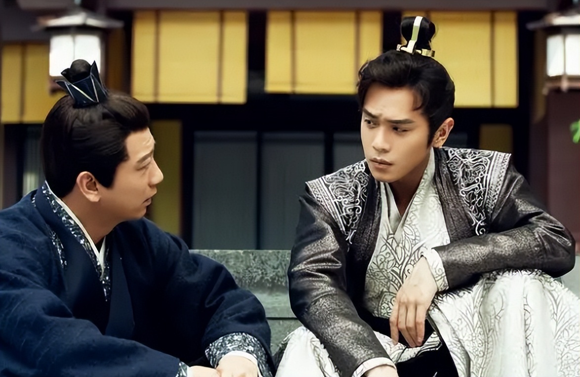 张若昀|《警察荣誉》编剧评张若昀，只字不提演技，却句句说到观众心坎里