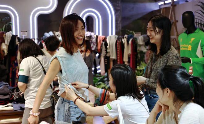 14年不开空调、不烧热水，这一家五口过得怎么样了？