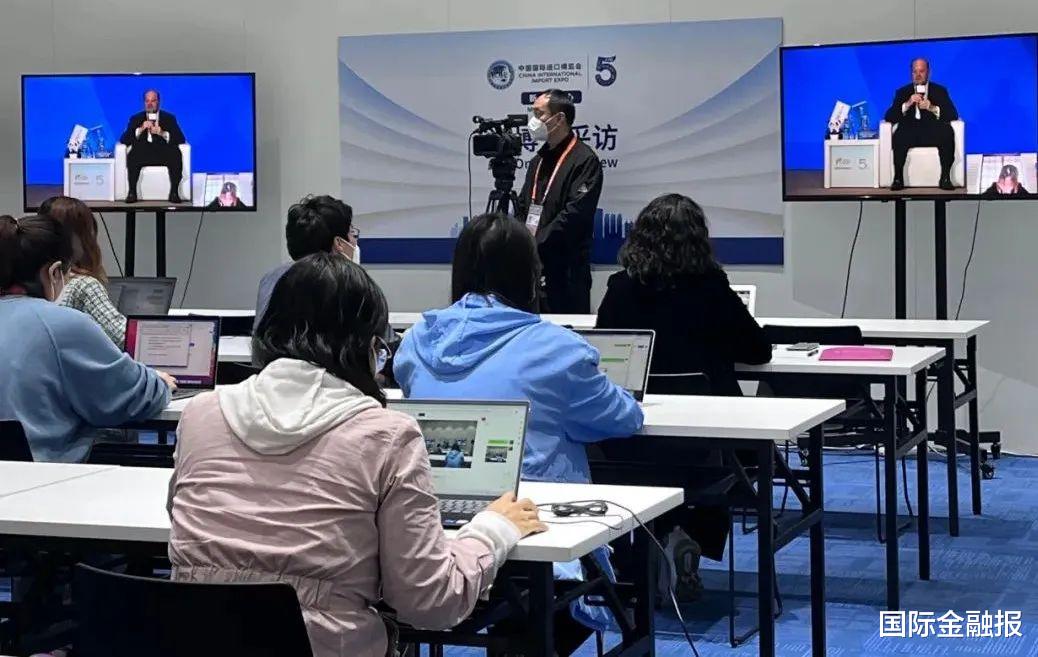 顶尖科学家回答《国际金融报》记者提问:科学研究并没有优先次序