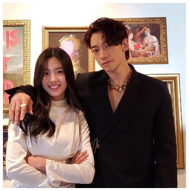 郑智薰|Rain友情客串韩剧《雨伞》,为旗下女演员站台,在戏中遭外貌羞辱