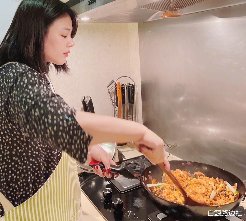 马思纯|马思纯张哲轩结婚受阻？曝蒋雯丽特地飞回国内，放狠话不同意婚事