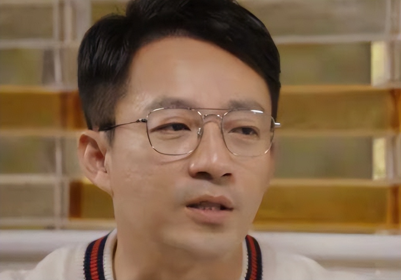 汪小菲|汪小菲：俏江南易主不是资本对赌是遇到坏人，直播10小时疲惫眼红