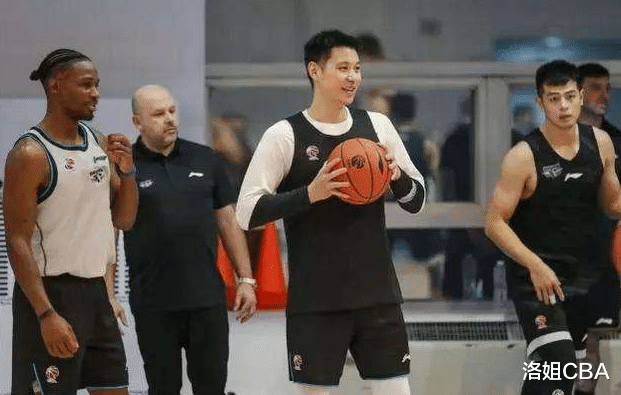 周琦|CBA三消息：北京外援自觉加练，周琦迎春节大战，李楠特训李禄曈