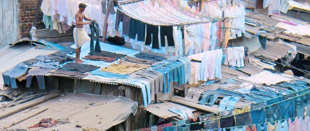 印度最大人肉洗衣场,一天洗衣20万件:为何能存在100多年?