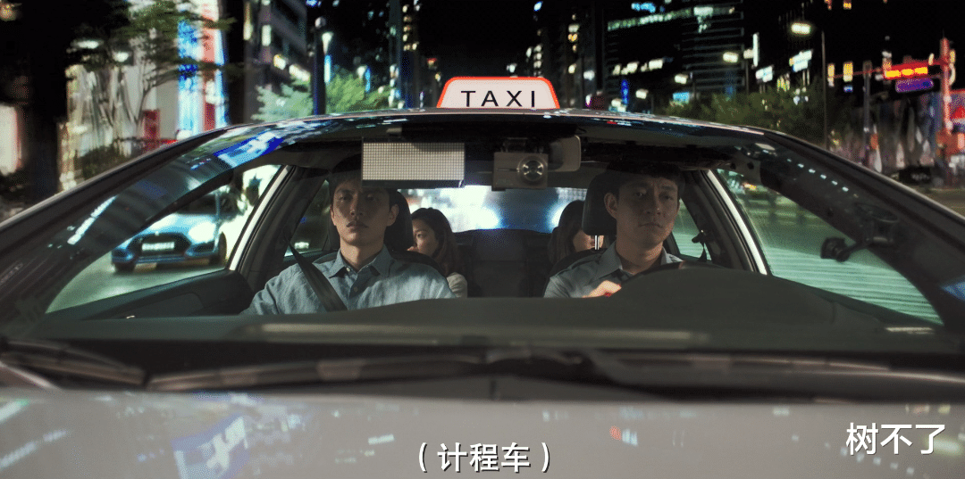 假笑|被迫营业，心疼她总在假笑