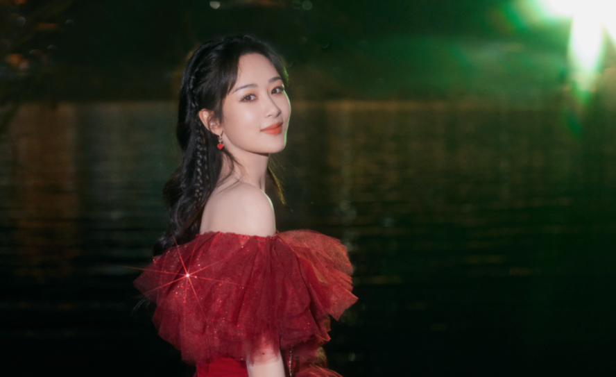 杨紫|杨紫是一个普通人,也会累,但她不会因为自己累而影响大家