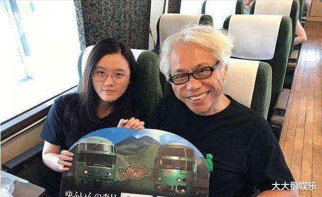 张艺谋|因为爱情还是沉迷钱财?这6对“老夫少妻”组合,相差最大37岁