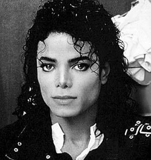 演唱会|演唱会前5天突然离世，售卖出的百万张票却没人退票，世界歌坛也仅此一人