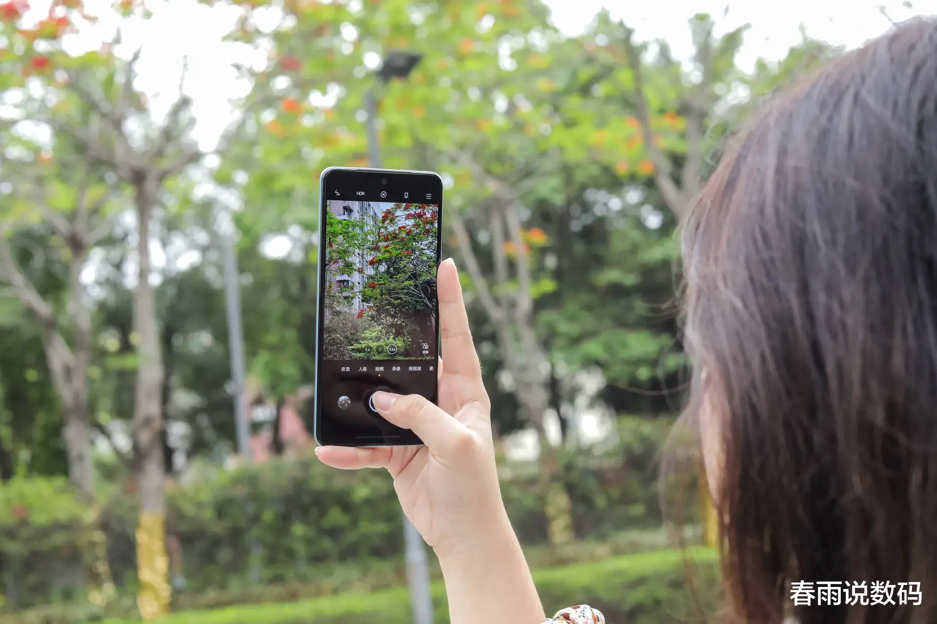 抖音|5年前的iPhone8p还有人在使用吗?这款手机有哪些优点和缺点呢