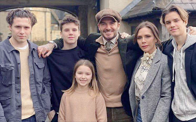 哈珀·贝克汉姆|贝小七:让英国女王都羡慕的人,父母拿115亿供她长大