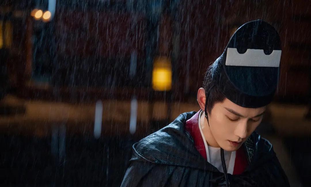 欧阳娜娜|欧阳娜娜古装剧来袭!搭档37岁古装美男,大婚造型绝美