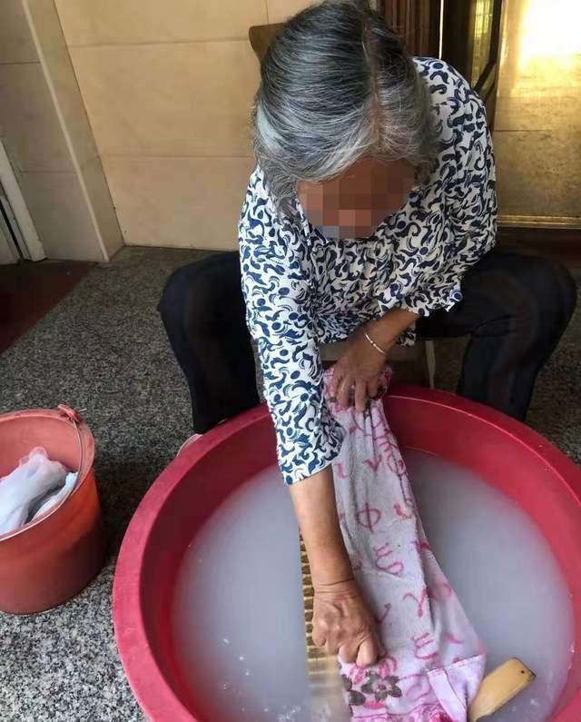 有孩子就收!人贩子“梅姨”下落成谜,画像备受争议,还能逮到吗