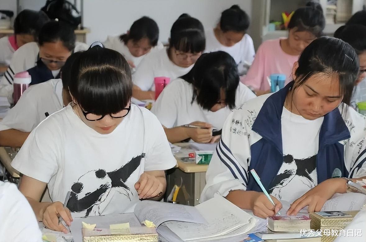 大学|最终能上985大学的学生,这“3个特点”不能少,看看你还缺什么?