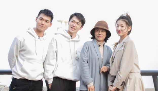 成毅|《初入职场的我们》定档3.19，法医行业，成毅周雨彤将加入