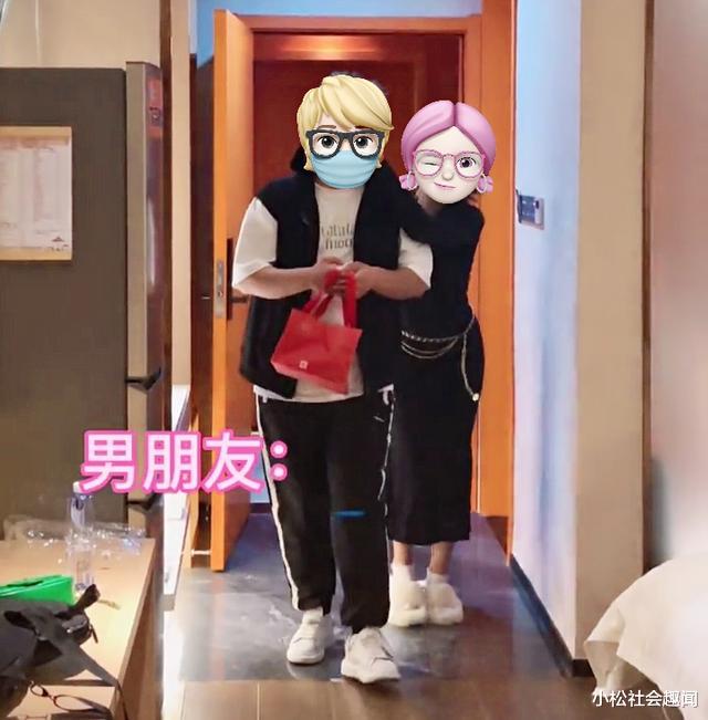 男子被女友约到酒店过生日,本以为好事成双,没想到女友家人也在