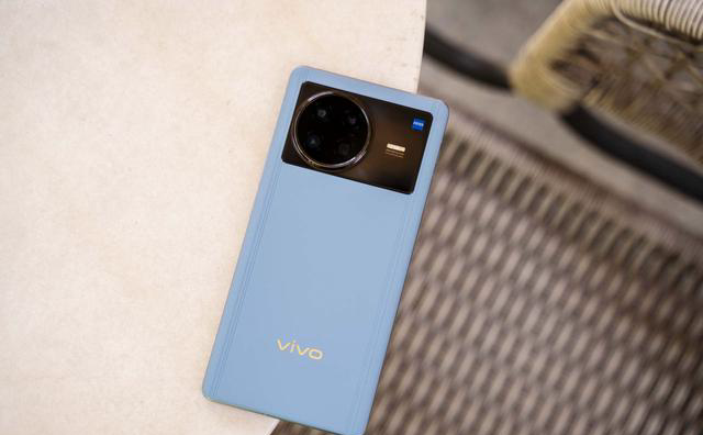|旗舰市场的新晋热门选手，vivo X Note是大屏手机更是全能旗舰