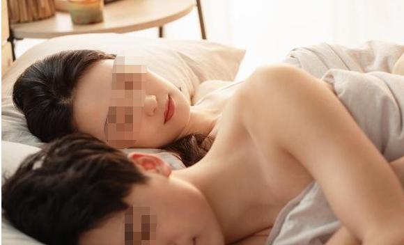 妻子和邻居找刺激,丈夫发现并报警,面对警察妻子不惜自爆保情夫