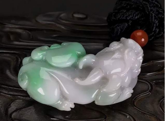 翡翠|适合生意人佩戴的几种翡翠,看看你喜欢哪种?