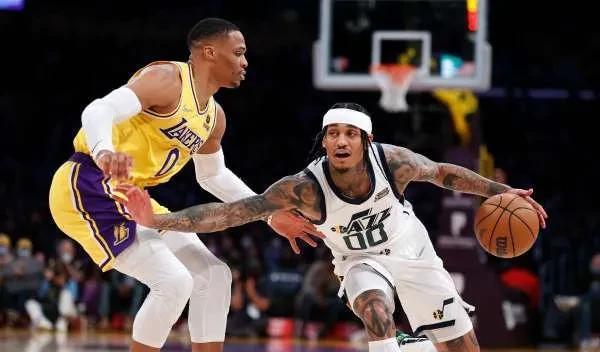 曝威少交易取得重大进展!美媒列三方6人交易,湖人获三悍将冲冠