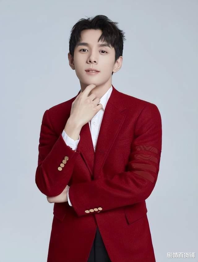 新东方|被资本强捧的“薇娅们”已成过去,文化人的降维打击是必然之势