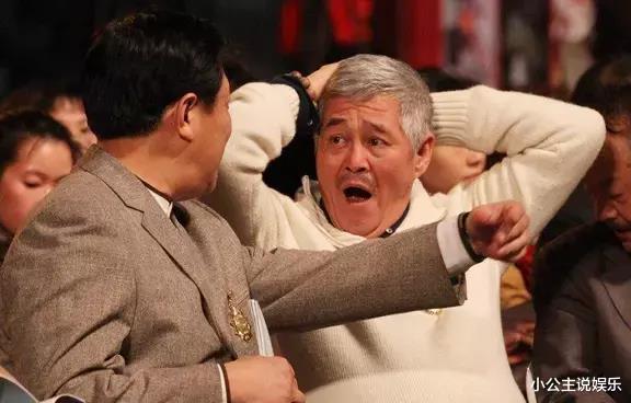 赵本山|赵本山徒弟张小光：为省55块钱，过ETC被收费杆砸中，43岁丧生