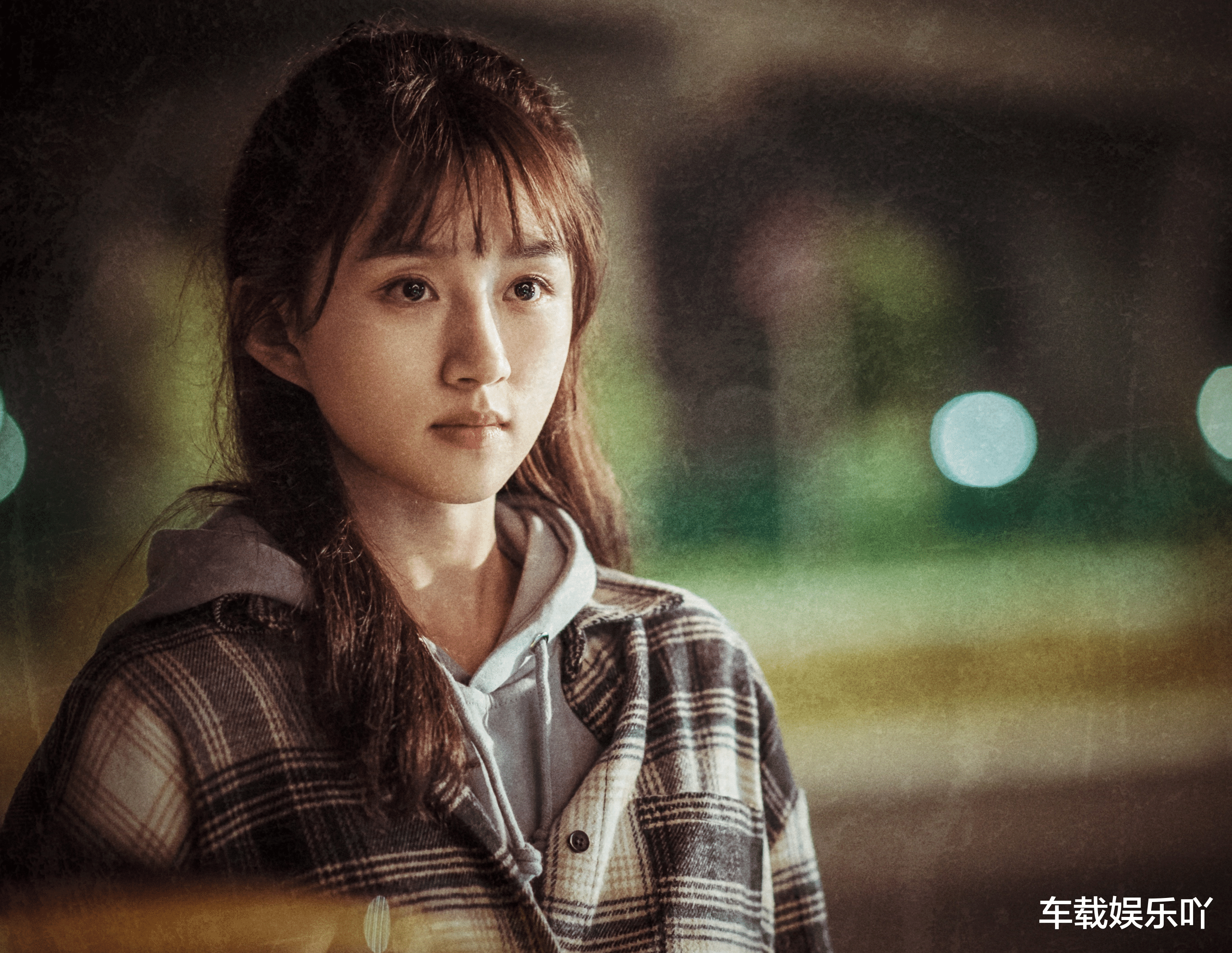 狂飙|戏中土掉渣,戏外靓到炸?《狂飙》演员对比照反差太大了